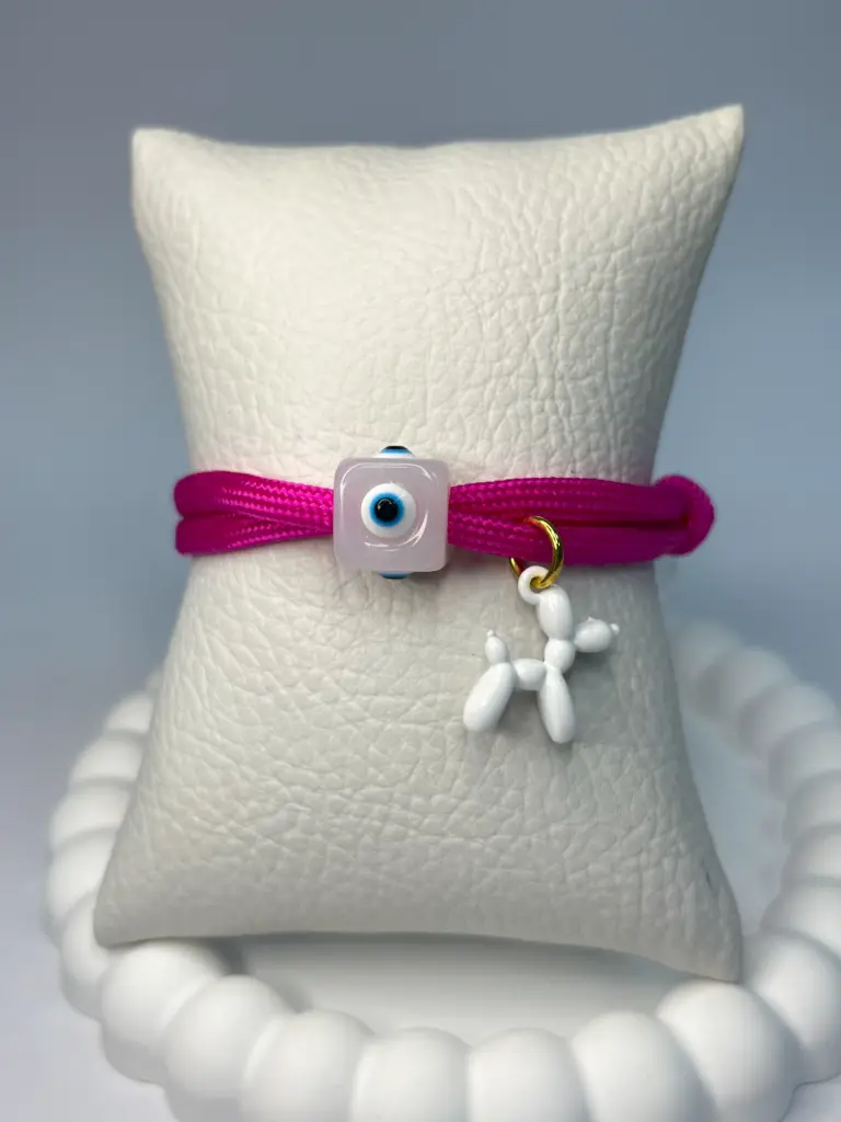 [ZIBA-035] Pulsera Fucsia con Ojo Turco y Perrito Blanco
